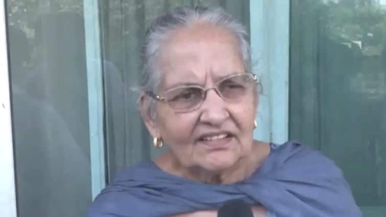 <div>'Slept On Floor; Denied Medicines, Shower': Harjit Kaur, Deported By US After 30 Years, Shares Her Ordeal</div>