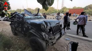 Road Accident: বেপরোয়া গতিতে ছুটে আসছিল 'থর', নিয়ন্ত্রণ হারিয়ে সজোরে ধাক্কা ডিভাইডারে, ঘটনাস্থলেই মৃত ৪