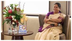 Delhi CM Rekha Gupta Joins Ramjas College Garba. Watch