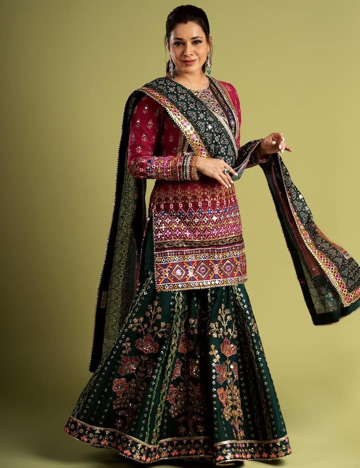 इस rautur में में नीलम ने ने r म म r एंड r ग ray ग r ग ग raurt kasapanasabanaadauranasaura kayranasananasabanasaura है उनth होंने सटल मेकअप kana है r औ औ ray ही ही झुमके झुमके झुमके झुमके झुमके झुमके झुमके झुमके झुमके झुमके झुमके नीलम kana ये सिंपल सिंपल लुक लुक ruran चौथ के लिए लिए लिए लिए लिए लिए लिए लिए लिए लिए लिए लिए लिए