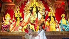 প্রিয়জন নেই, দুর্গাপুজোয় যোগ দিয়েও চোখ ভিজল কাজল-রানির