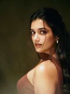 Bhagyashri Borse: నార్త్ బ్యూటీయే కానీ... టాలీవుడ్ తాలూకా, భాగ్యశ్రీ లేటెస్ట్ గ్లామర్ ఫోటోలు