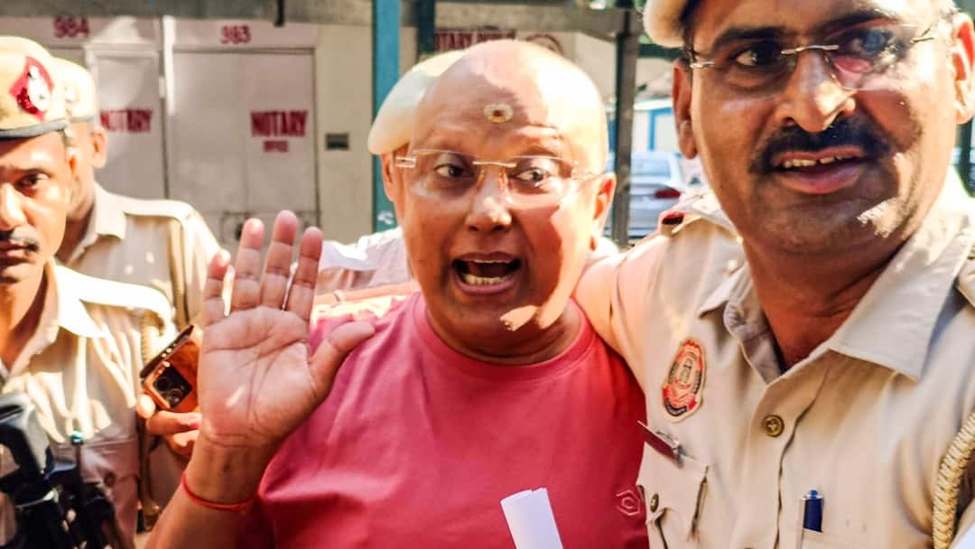 Chaitanyananda Saraswati Bail Plea: Delhi Court Says Gravity Of Offence Increased Multifold Due To Number Of Victims Chaitanyananda Saraswati Bail Plea Delhi Court Says Gravity Of Offence Increased Multifold Due To Number Of Victims Chaitanyananda Saraswati Bail Plea: Delhi Court Says Gravity Of Offence Increased Multifold Due To Number Of Victims