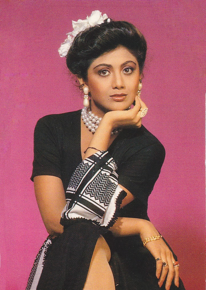 Shilpa Shetty started his career in the year 1993 with the film 'Baazigar' and her work was also openly praised by the first film.