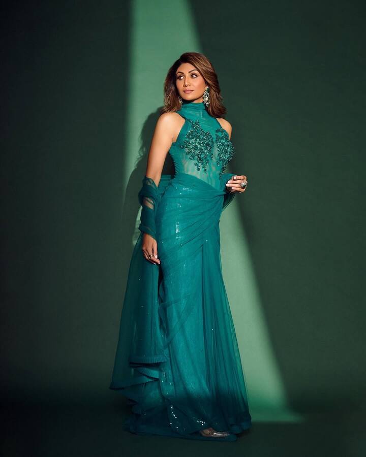 Talking about Shilpa Shetty's personal life, she has married businessman Raj Kundra. This couple also have two children and this is Raj's second marriage with Shilpa.