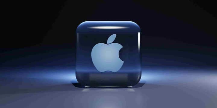 कटा हुआ सेब सिर्फ देखने में आकर्षक नहीं है बल्कि इसके पीछे गहरा संदेश भी छिपा है. एक थ्योरी के अनुसार, यह लोगो इंसान की ज्ञान की भूख और नई चीजों की खोज को दर्शाता है जैसे बाइबिल में आदम और हव्वा ने ज्ञान पाने के लिए सेब खाया था. वहीं कुछ लोग इसे ब्रिटिश वैज्ञानिक एलन ट्यूरिंग को श्रद्धांजलि मानते हैं जिन्होंने कंप्यूटर साइंस की नींव रखी थी और जहर खाकर आत्महत्या करते समय सेब का सहारा लिया था.