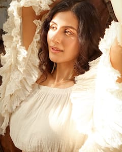 अक्षय कुमार की भांजी की 10 खूबसूरत तस्वीरें, बॉलीवुड क्वीन बनने को हैं तैयार