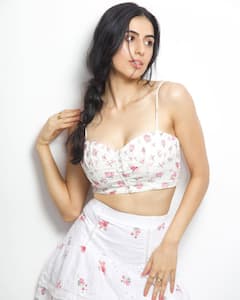 अक्षय कुमार की भांजी की 10 खूबसूरत तस्वीरें, बॉलीवुड क्वीन बनने को हैं तैयार