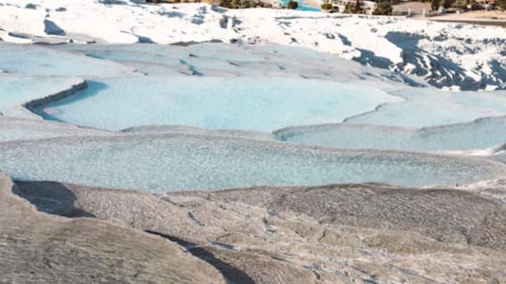 Pamukkale is not only a symbol of natural beauty, but it is also a part of the historical and cultural heritage of Türkiye.