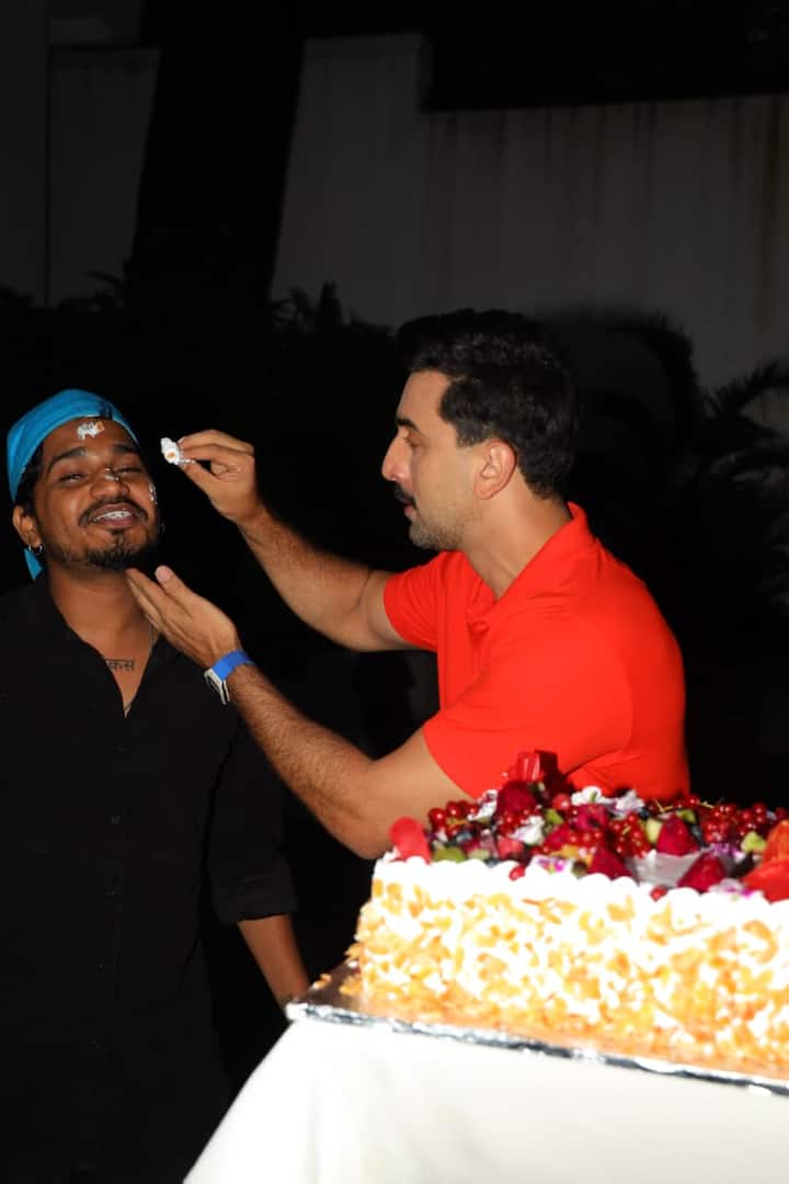On his birthday, Ranbir also did a live interactive session on the official Instagram page of his clothing brand, ARKS.