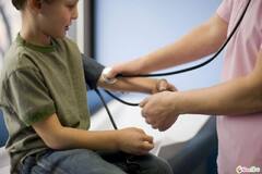 Hypertension in Children: लहान मुलांमध्ये झपाट्याने वाढतेय हायपरटेन्शनची समस्या, वाचा 'ही' 5 लक्षणं