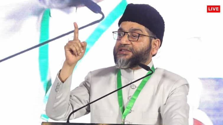 I Love Muhammad विवाद: ‘एक नारे को खतरा बताकर…’, मौलाना तौकीर रजा की गिरफ्तारी पर बोला जमात-ए I Love Muhammad विवाद: ‘एक नारे को खतरा बताकर…’, मौलाना तौकीर रजा की गिरफ्तारी पर बोला जमात-ए