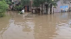 Jayakwad Water discharge : जायकवाडी धरणातून पाण्याचा लोंढा बाहेर पडला, गोदावरी नदीचं पाणी गावांमध्ये शिरलं