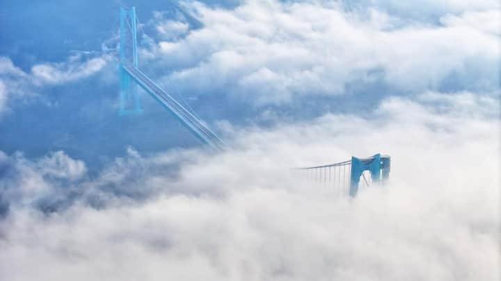 हुआजियांग ग्रैंड कैन्यन ब्रिज न केवल ऊंचाई के मामले में वर्ल्ड रिकॉर्ड रखता है, बल्कि दुर्गम इलाकों में कनेक्टिविटी को नई पहचान देता है. पहले इस घाटी को पार करने में लोगों को लगभग दो घंटे लगते थे, लेकिन अब इस पुल के बनने के बाद यह सफर महज दो मिनट में पूरा हो जाता है.