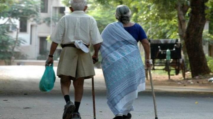 अक्सर जब माता-पिता बुजुर्ग हो जाते हैं. तो कई बार देखा गया है कुछ बेटे ऐसे भी होते हैं. जो उन्हें बेसहारा छोड़ देते हैं. उनकी देखभाल नहीं करते हैं. ऐसे में बुजुर्ग मां-बाप क्या कर सकते हैं कहां बेटे की शिकायत कर सकते हैं. क्या होते हैं उनके अधिकार. चलिए आपको बताते हैं.