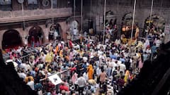 मथुरा: बांके बिहारी के भक्तों के लिए खुशखबरी, मंदिर में दर्शन को लेकर हुआ बड़ा फैसला