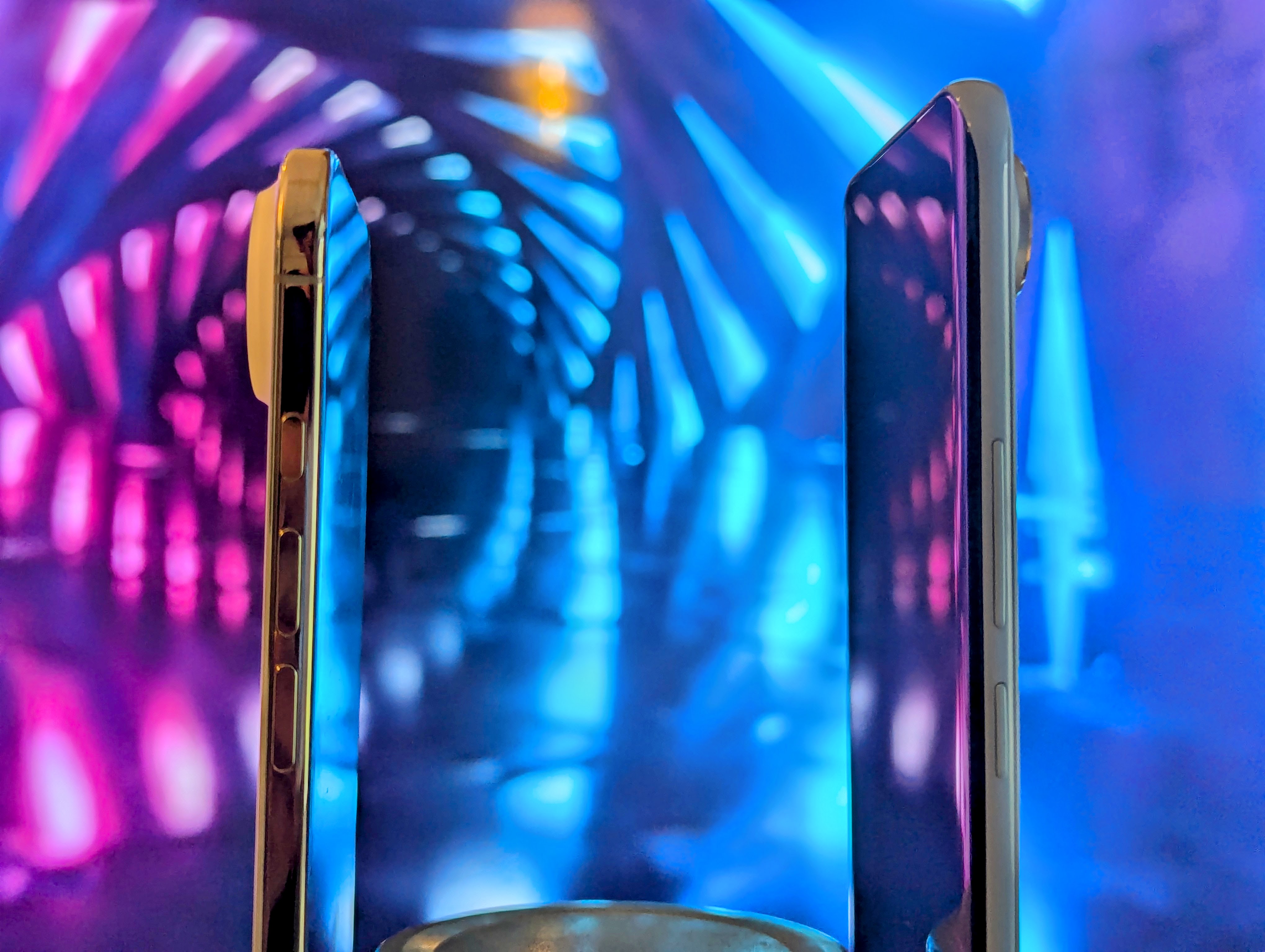 Gadgets Review | Tecno Pova Slim: iPhone Air For The Masses? Not Really, But Still Fun