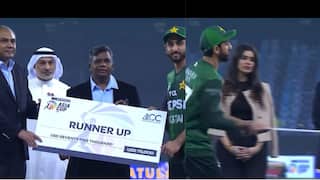 IND Vs PAK: சொந்த அமைச்சரையே மதிக்காத பாகிஸ்தான் கேப்டன்.. ”செக்”கை தூக்கி வீசி ஆவேசம் - வீடியோ வைரல்