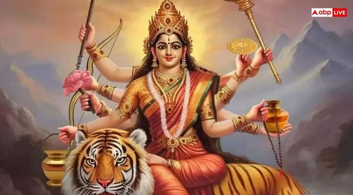 किसी कारण दुर्गा सप्तशती का पाठ नहीं कर पाएं तो नवरात्रि में माता के सामने बैठकर  मां दुर्गा के नामों का जाप करें. इससे भी राहु केतु कभी परेशान नहीं करते.