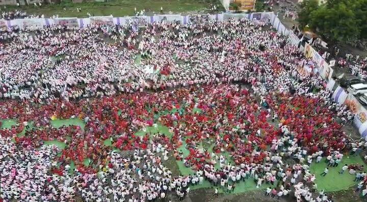 बंजारा समाजाला हैदराबाद गॅझेट नुसार आदिवासी प्रवर्गातून आरक्षण द्यावे ही यांची मुख्य मागणी आहे.