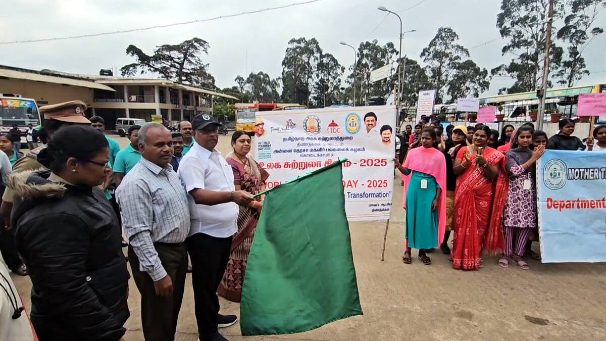 உலக சுற்றுலா தின கொண்டாட்டம்: கொடைக்கானலில் சுற்றுலா பயணிகளுக்கு உற்சாக வரவேற்பு