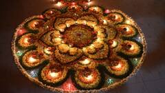 Dussehra 2025 Rangoli Designs: दशहरा पर घर की रौनक को चार चांद लगा देगी फूलों वाली रंगोली, पड़ोसी भी ढूंढेंगे घर आने के बहाने