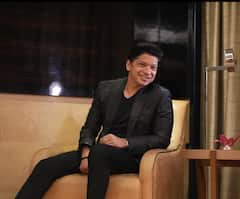 बादशाह और नेहा कक्कड़ से भी ज्यादा अमीर है ये सिंगर, दो-दो बंगले और लग्जरी गाड़ियां, जानें नेटवर्थ