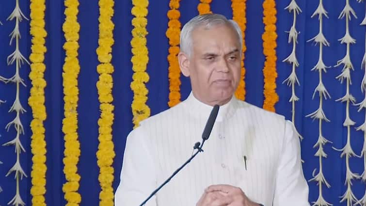 Gujarat Governor Acharya Devvrat Visits Adani Vidya Mandir, Urges Students To Follow APJ Abdul Kalam’s Path