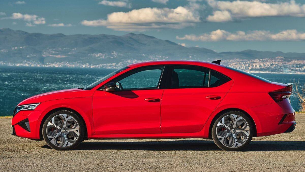 October Launching Cars: தீபாவளி சம்பவங்கள்.. அக்டோபரில் அறிமுகமாகும் புதிய கார்கள், எஸ்யுவி தொடங்கி செடான் வரை