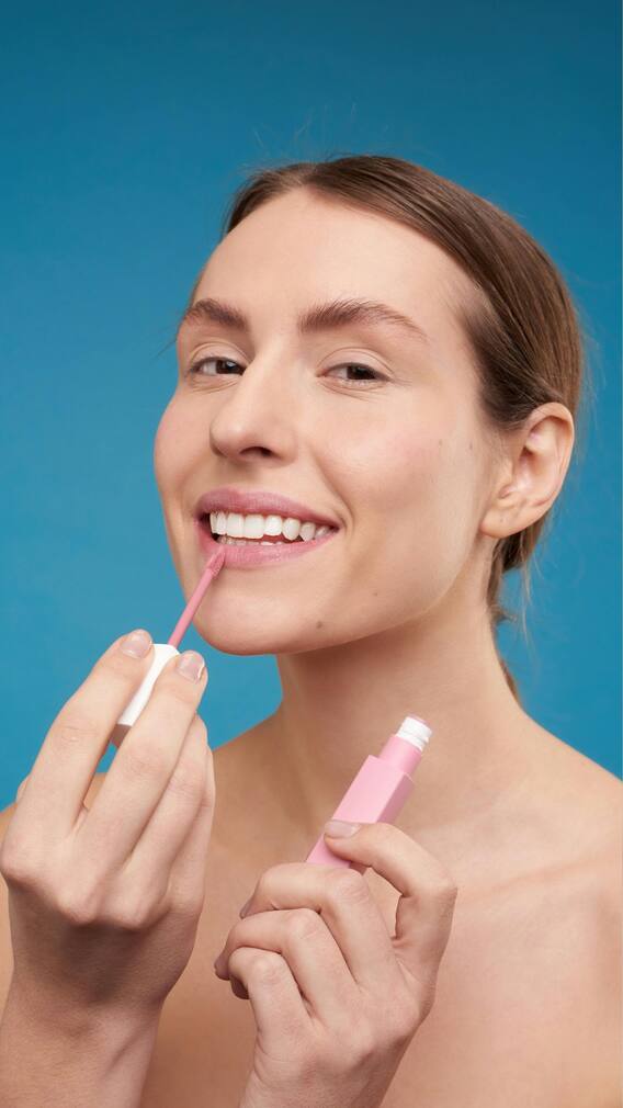 லிப்ஸ்டிக் போடுபவரா? இதைலாம் செய்தா தேவதையாய் மின்னுவீங்க!