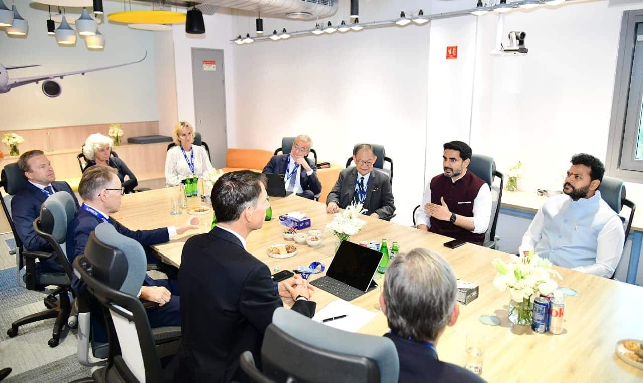 Lokesh Meet Airbus Team: ఏపీలో యూనిట్ పెడితే సంపూర్ణ సహకారం - ఎయిర్బస్ కంపెనీ బోర్డుకు లోకేష్ ప్రజెంటేషన్