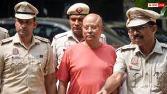 लगातार झूठ बोल रहा बाबा चैतन्यानंद सरस्वती, नहीं कर रहा पूछताछ में सहयोग, लड़कियों के चैट्स पर भी चुप