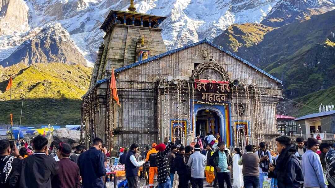 Char Dham Yatra 2025: इस बार फीका पड़ा बाबा केदार के भक्तों का उत्साह, पिछले साल के आंकड़ों को नहीं छू पाए श्रद्धालु Uttarakhand Kedarnath Dham Yatra 2025 15 lack more Devotees reached in Dham ann Char Dham Yatra 2025: इस बार फीका पड़ा बाबा केदार के भक्तों का उत्साह, पिछले साल के आंकड़ों को नहीं छू पाए श्रद्धालु