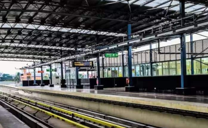 ਦਰਅਸਲ, ਦਵਾਈਆਂ ਵੇਚਣਾ ਸਿਰਫ਼ ਇੱਕ ਸਧਾਰਨ ਮਾਮਲਾ ਨਹੀਂ ਹੈ। ਇਸ ਲਈ ਸਖ਼ਤ ਕਾਨੂੰਨੀ ਜ਼ਰੂਰਤਾਂ ਅਤੇ ਨਿਯਮ ਹਨ। ਦਵਾਈਆਂ ਨੂੰ ਹਮੇਸ਼ਾ ਸਹੀ ਤਾਪਮਾਨ ਅਤੇ ਸੁਰੱਖਿਅਤ ਜਗ੍ਹਾ 'ਤੇ ਸਟੋਰ ਕੀਤਾ ਜਾਣਾ ਚਾਹੀਦਾ ਹੈ ਅਤੇ ਹਰੇਕ ਮੈਡੀਕਲ ਸਟੋਰ 'ਤੇ ਇੱਕ ਲਾਇਸੰਸਸ਼ੁਦਾ ਫਾਰਮਾਸਿਸਟ ਮੌਜੂਦ ਹੋਣਾ ਚਾਹੀਦਾ ਹੈ।