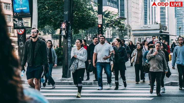 इस दौरान यह देखने को मिला, जो लोग हर दिन 7 हजार स्टेप डेली चलते थे, उनके अंदर 11 प्रतिशत कैंसर होने का खतरा कम देखने को मिला. वहीं, 9 हजार स्टेप चलने वाले लोगों में यह प्रतिशत 16 पर पहुंच गया.