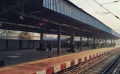 ਰੇਲਵੇ ਸਟੇਸ਼ਨ 'ਤੇ ਕਿਉਂ ਨਹੀਂ ਹੁੰਦੀਆਂ ਦਵਾਈਆਂ ਦੀਆਂ ਦੁਕਾਨਾਂ, ਜਾਣੋ ਇਸ ਪਿੱਛੇ ਦੀ ਅਸਲ ਵਜ੍ਹਾ ?