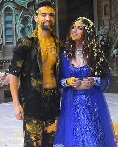 अविका गौर-मिलिंद चंदवानी का वेडिंग एल्बम, हल्दी-मेहंदी से शादी तक बेहद खूबसूरत लगीं 'बालिका वधू'