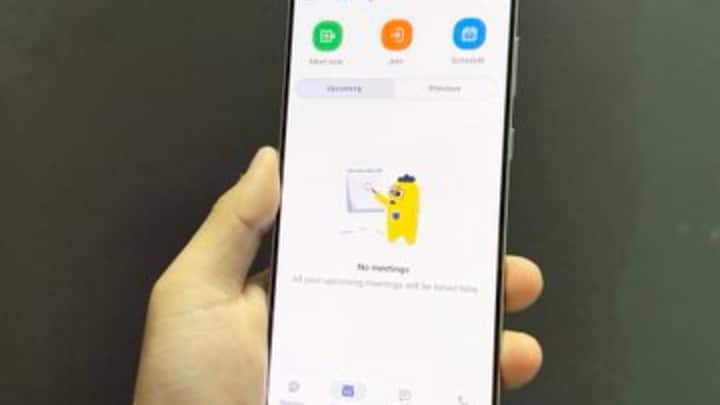 Photo Source- X. Suddenly, the success of the Zoho team has also come to the waist to solve all the technical defects in the Arattai app and keep the app's back-forth perfect.
