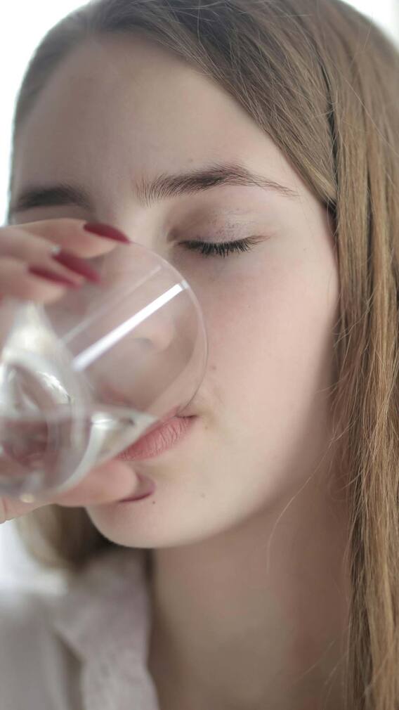 રોજ કેટલા લીટર પાણી પીવું જોઈએ?