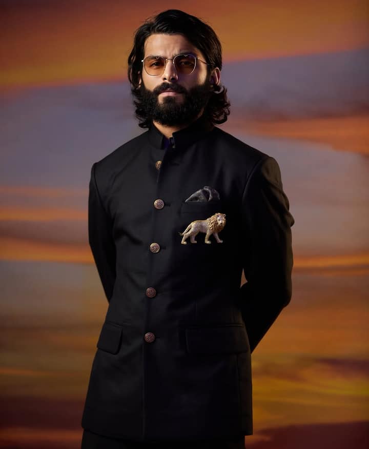 Shikhar is also very fond of polo. Actually, he was part of the Royal Jaipur Polo Squad and in 2013 he also represented India.