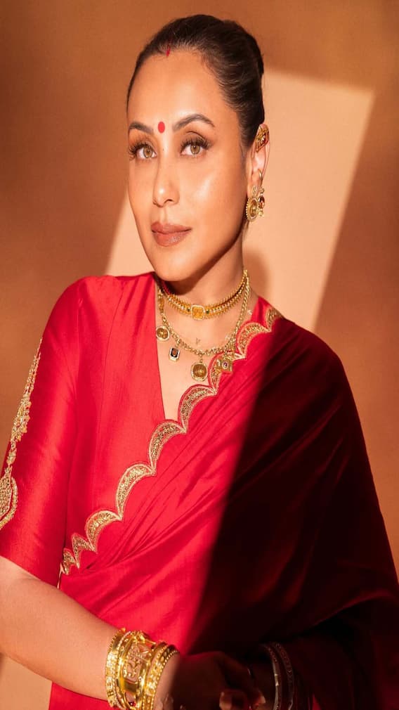 Rani Mukerji’s Durga Puja Look Is A Saree Lover’s Dream