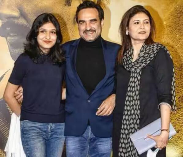 पंकज त्रिपाठी की बेटी का नाम आशी त्रिपाठी है. और वो अभी सिर्फ 18 साल की हैं.