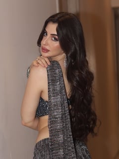 Giorgia andriani : જ્યોર્જિયા એન્ડ્રિયાનીનો હોટ લૂક, સાડીમાં લગાવી આગ, જુઓ બોલ્ડ તસવીરો