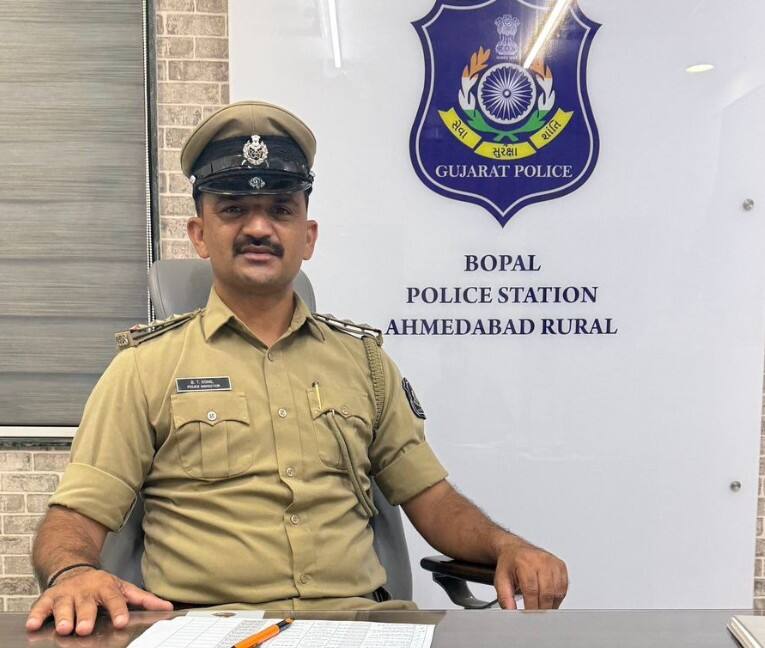 દેવદૂત બન્યા બોપલ PI બી. ટી. ગોહિલ, 3 જીંદગી બચાવી માનવતાનું ઉત્તમ ઉદાહરણ પૂરું પાડ્યું