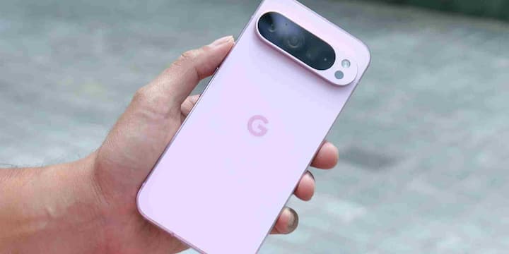 According to this, the iPhone could not reach the top this time in the camera race. Brands like Huawei, Oppo and Vivo have shown amazing with their advanced camera technology and have introduced new options for photography lovers.