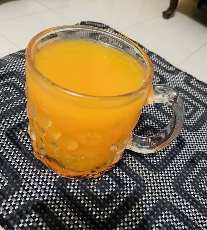 हळदीच्या पाण्याने जास्त सेवन केल्याने पचन होण्यास त्रास होऊ शकतो. रात्री फक्त एक कप सौम्य हळदीचे पाणी पुरेसे आहे(टीप : वरील सर्व गोष्टी माहिती म्हणून वाचकांपर्यंत पोहोचवत आहोत. एबीपी माझा यातून कोणताही दावा करत नाही. )