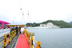 સરદાર સરોવર ડેમ સંપૂર્ણ ભરાયો, જળસપાટી ૧૩૮.૬૮ મીટરે પહોંચી, મુખ્યમંત્રીએ નાળિયેર અને ચૂંદડી અર્પણ કરી વધામણાં કર્યા