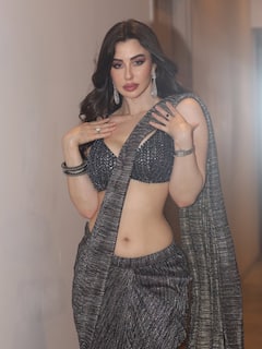 Giorgia andriani : જ્યોર્જિયા એન્ડ્રિયાનીનો હોટ લૂક, સાડીમાં લગાવી આગ, જુઓ બોલ્ડ તસવીરો