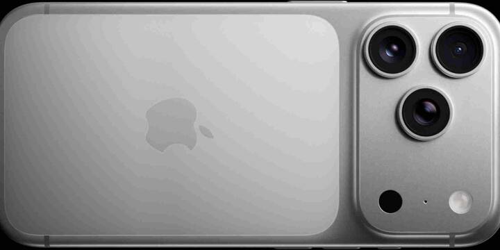 पाकिस्तानी रुपया की विनिमय दर (USD के मुकाबले) भारत की तुलना में कम है जिससे कीमतों में उछाल आता है. लोकल डिस्ट्रीब्यूशन, विक्रेता मार्जिन, लॉजिस्टिक आदि खर्च बढ़ा देते हैं.