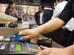 त्यामुळे एटीएम वापरताना असे पिन वापरू नये, मिक्स पॅटर्नचे पिन तयार करावे, यासोबत 6 महिन्यातून एकदा तरी पिन बदलत राहावा.आणि हो कुणासोबतही आपला पिन शेअर करू नये